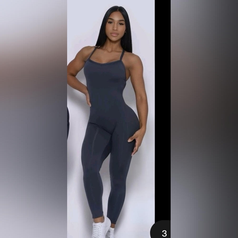 Bombshell Women’s Charcoal Strappy Jumpsuit Size Medium,Euc